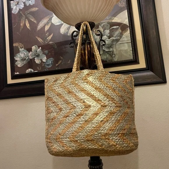 Vintage Anju please check all picture of condition - Picture 1 of 17